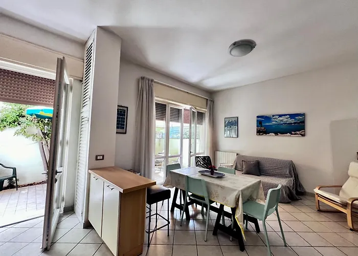 On The - Апартаменти