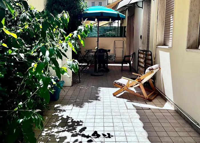 Апартаменти On The - *