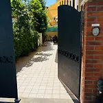 On The - Apartment *